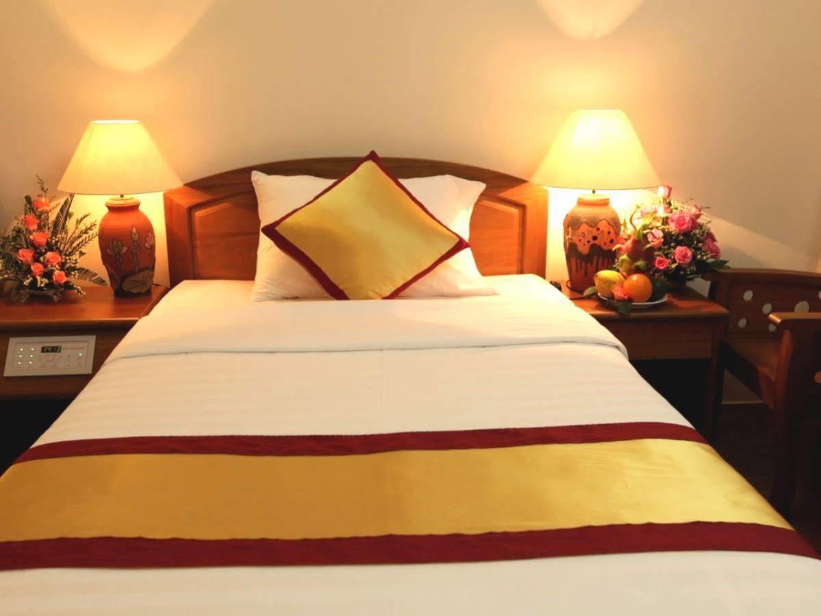 Vien Dong Hotel Нячанг Экстерьер фото
