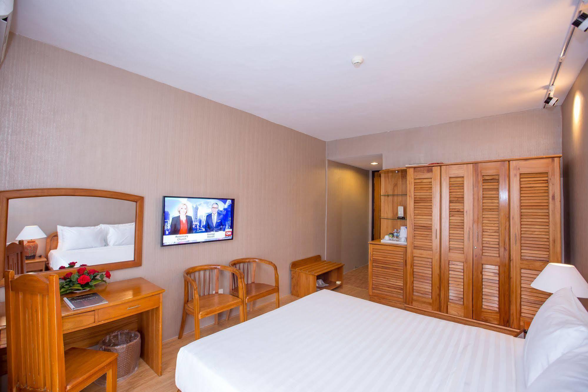 Vien Dong Hotel Нячанг Экстерьер фото